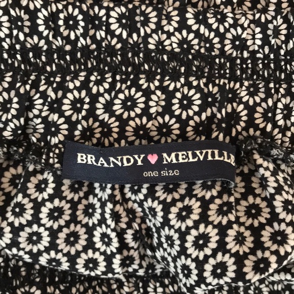 Brandy Melville Flower Skirt - Picture 3 of 3